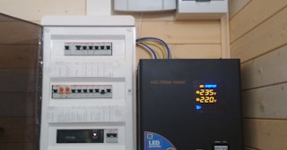Установка и подключение стабилизаторов напряжения от 571 руб в Нижневартовске - ЭлектроНжт